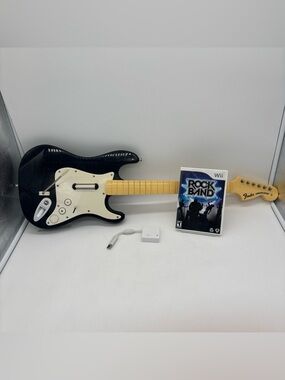 Rock Band Wii Fender Stratocaster 19091 Guitar With Dongle & Game Tested
